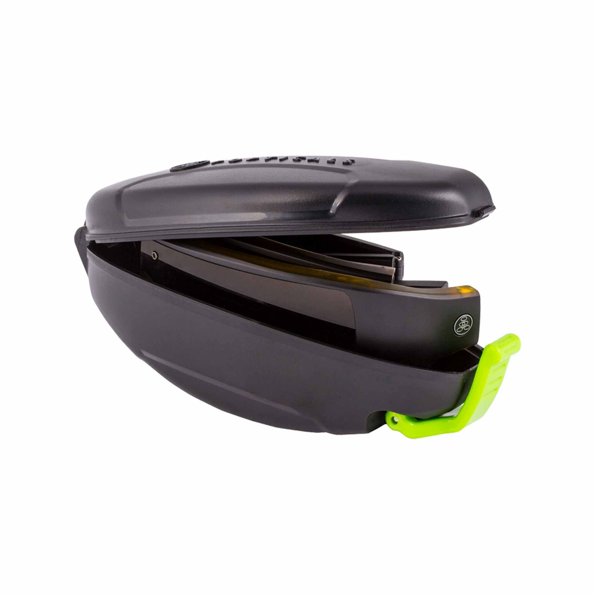 Protective case for POPGEAR sunglasses in black with a secure closure